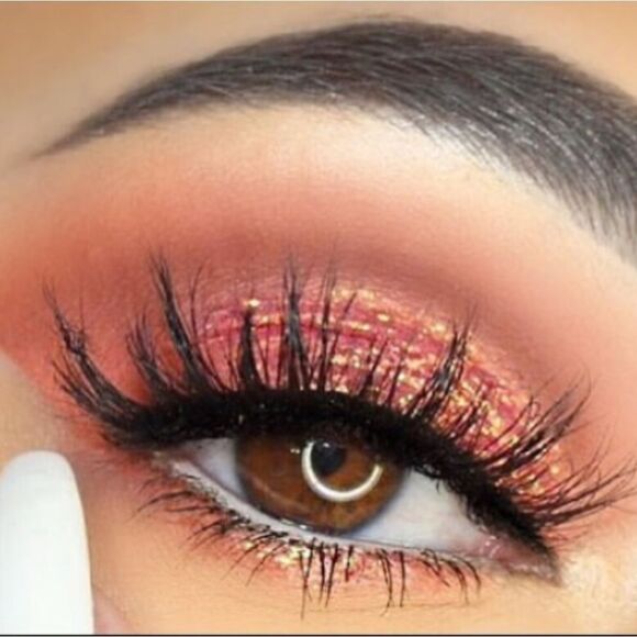 Tresluce Beauty Liquid Metallic Glitter Eyeshadow in Fire Glass- Copper - Picture 5 of 14